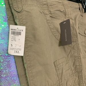 *CLEARANCE* Womens Warehouse Tan Cargo Pants Sz 3X